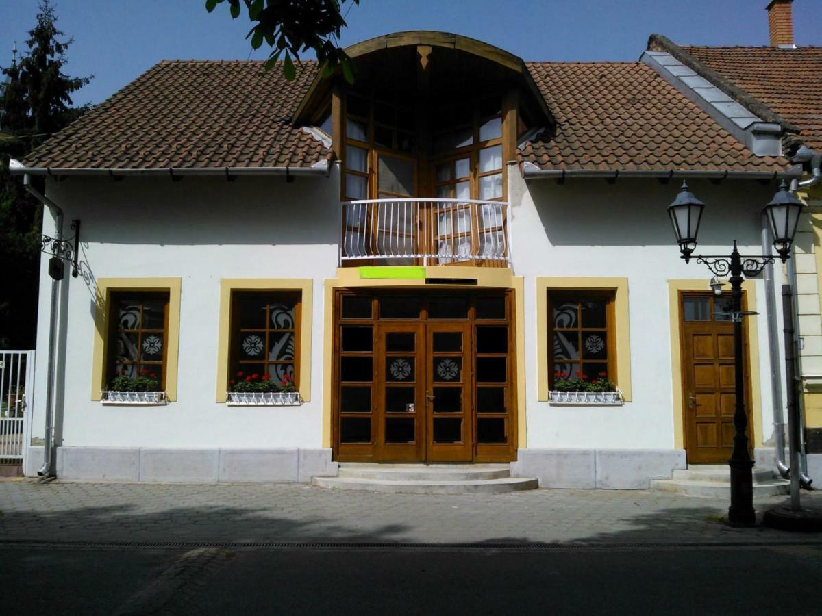 Boralom Studio Apartman Tokaj Luaran gambar